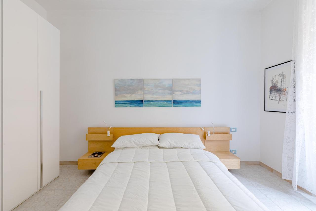 Arezzo Apartment, Metro Bologna e bus per la Sapienza, 4 persone, WiFi Roma Esterno foto