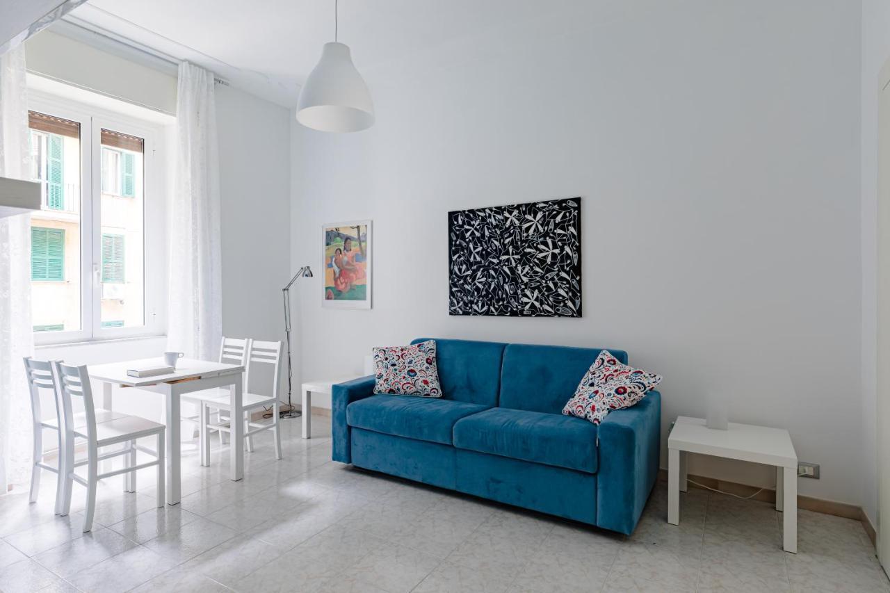Arezzo Apartment, Metro Bologna e bus per la Sapienza, 4 persone, WiFi Roma Esterno foto